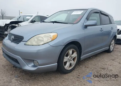 2005 Toyota Matrix Xr z USA, uszkodzony, nr VIN 2T1KR32E35C373331